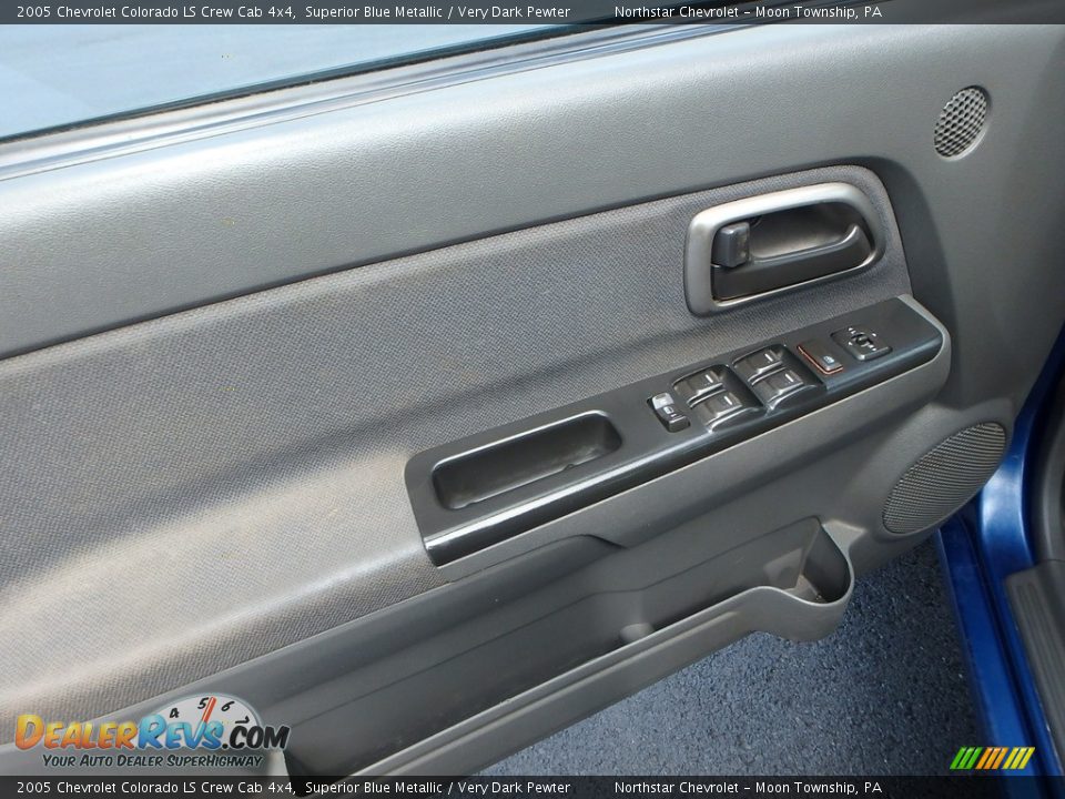2005 Chevrolet Colorado LS Crew Cab 4x4 Superior Blue Metallic / Very Dark Pewter Photo #12