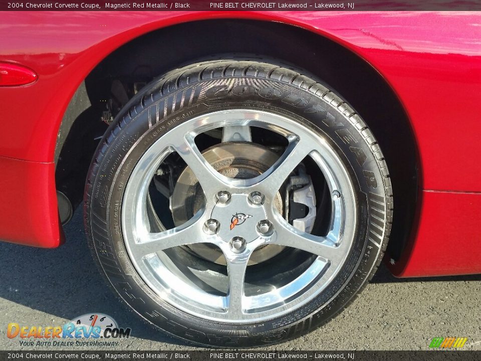 2004 Chevrolet Corvette Coupe Magnetic Red Metallic / Black Photo #35