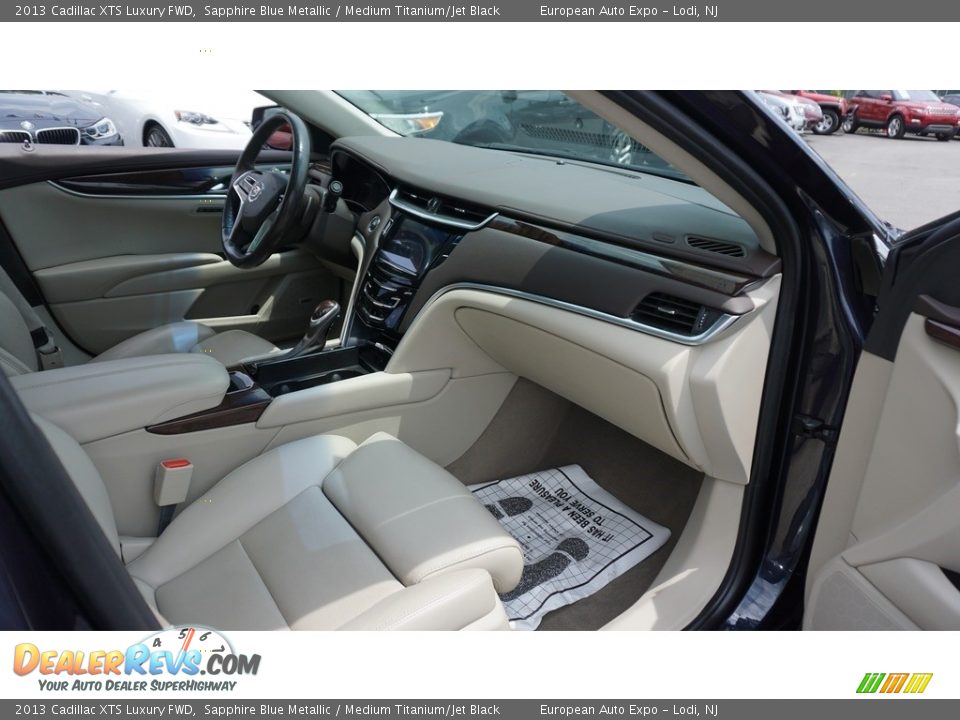 2013 Cadillac XTS Luxury FWD Sapphire Blue Metallic / Medium Titanium/Jet Black Photo #11