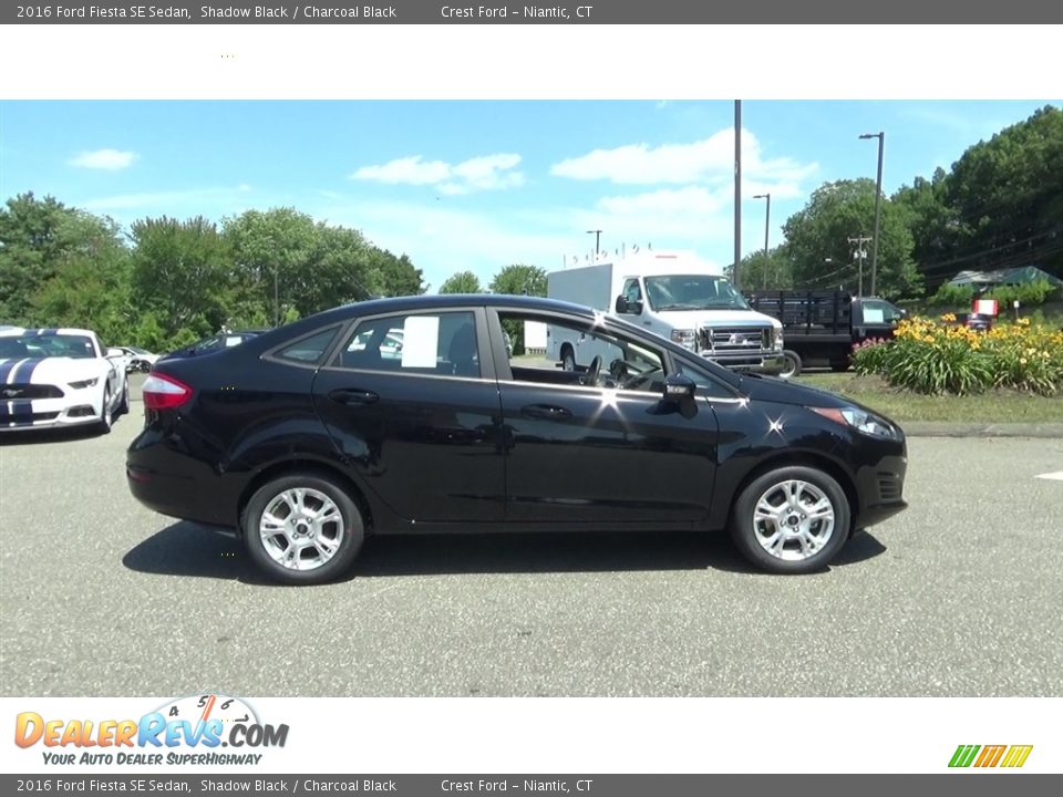 2016 Ford Fiesta SE Sedan Shadow Black / Charcoal Black Photo #8