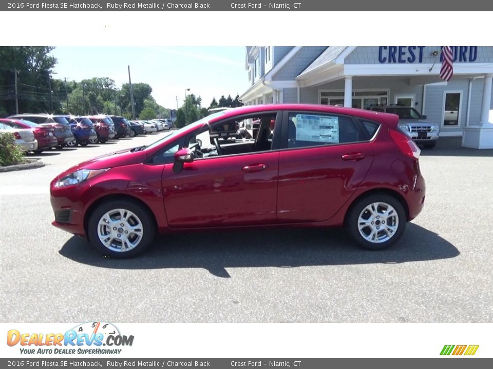 2016 Ford Fiesta SE Hatchback Ruby Red Metallic / Charcoal Black Photo #4