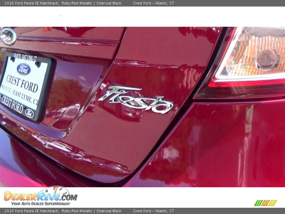 2016 Ford Fiesta SE Hatchback Ruby Red Metallic / Charcoal Black Photo #9