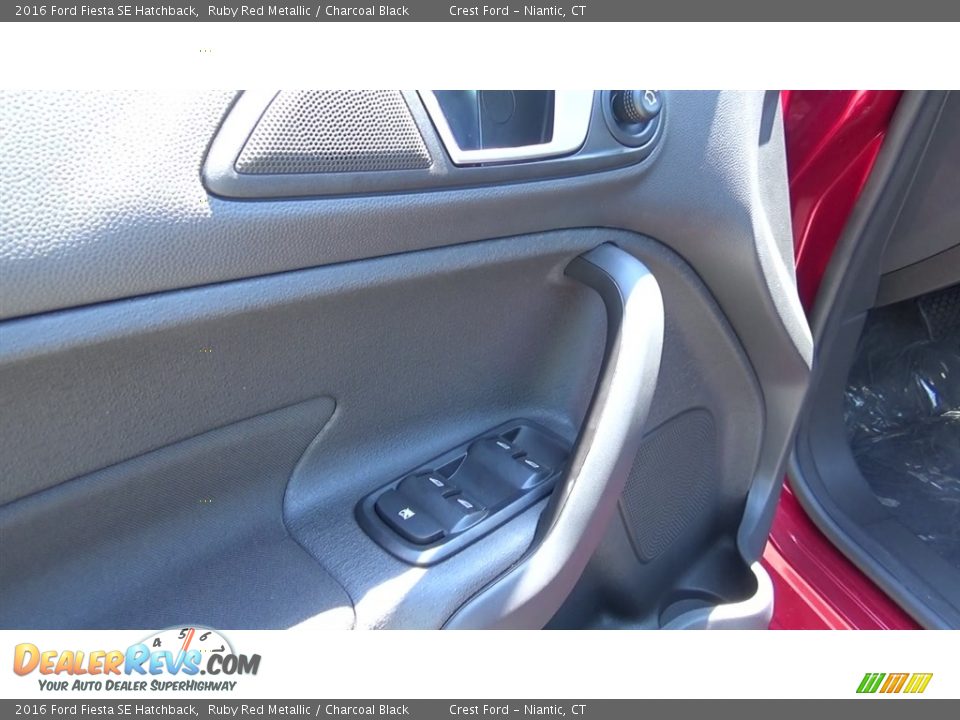 2016 Ford Fiesta SE Hatchback Ruby Red Metallic / Charcoal Black Photo #13