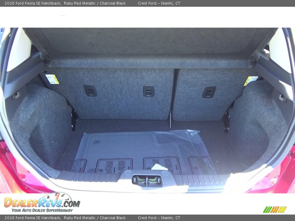 2016 Ford Fiesta SE Hatchback Ruby Red Metallic / Charcoal Black Photo #22