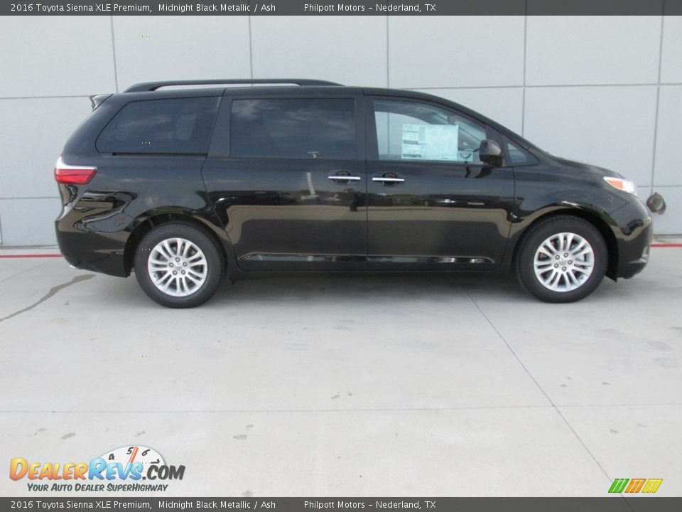 2016 Toyota Sienna XLE Premium Midnight Black Metallic / Ash Photo #3