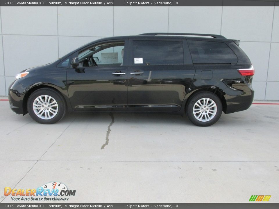 2016 Toyota Sienna XLE Premium Midnight Black Metallic / Ash Photo #6