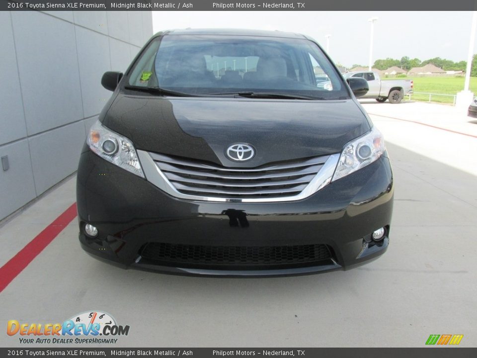 2016 Toyota Sienna XLE Premium Midnight Black Metallic / Ash Photo #8
