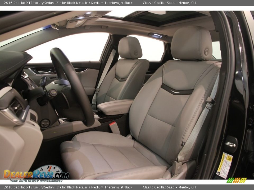 2016 Cadillac XTS Luxury Sedan Stellar Black Metallic / Medium Titanium/Jet Black Photo #5