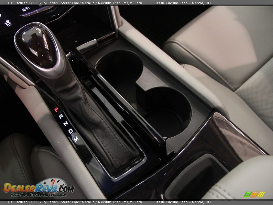 2016 Cadillac XTS Luxury Sedan Stellar Black Metallic / Medium Titanium/Jet Black Photo #17