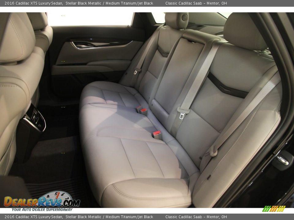 2016 Cadillac XTS Luxury Sedan Stellar Black Metallic / Medium Titanium/Jet Black Photo #20
