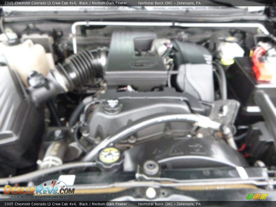 2005 Chevrolet Colorado LS Crew Cab 4x4 Black / Medium Dark Pewter Photo #20