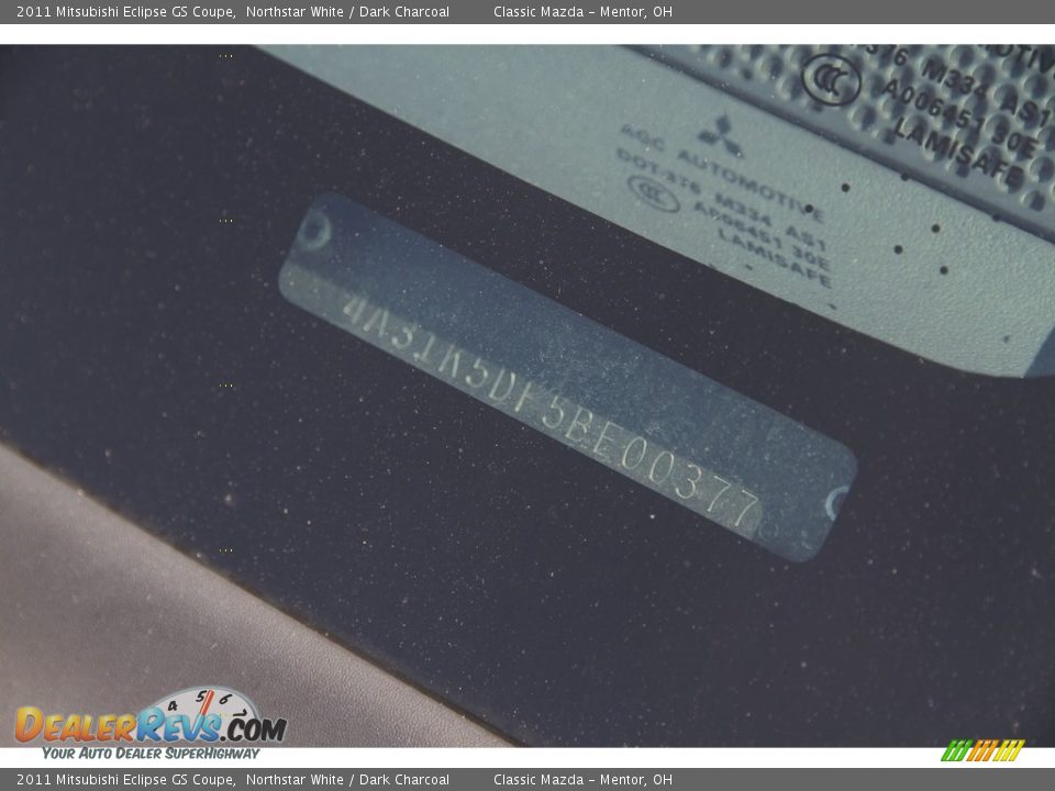 2011 Mitsubishi Eclipse GS Coupe Northstar White / Dark Charcoal Photo #16
