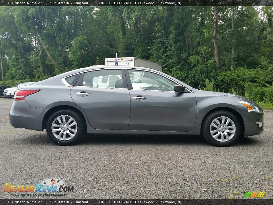 2014 Nissan Altima 2.5 S Gun Metallic / Charcoal Photo #4