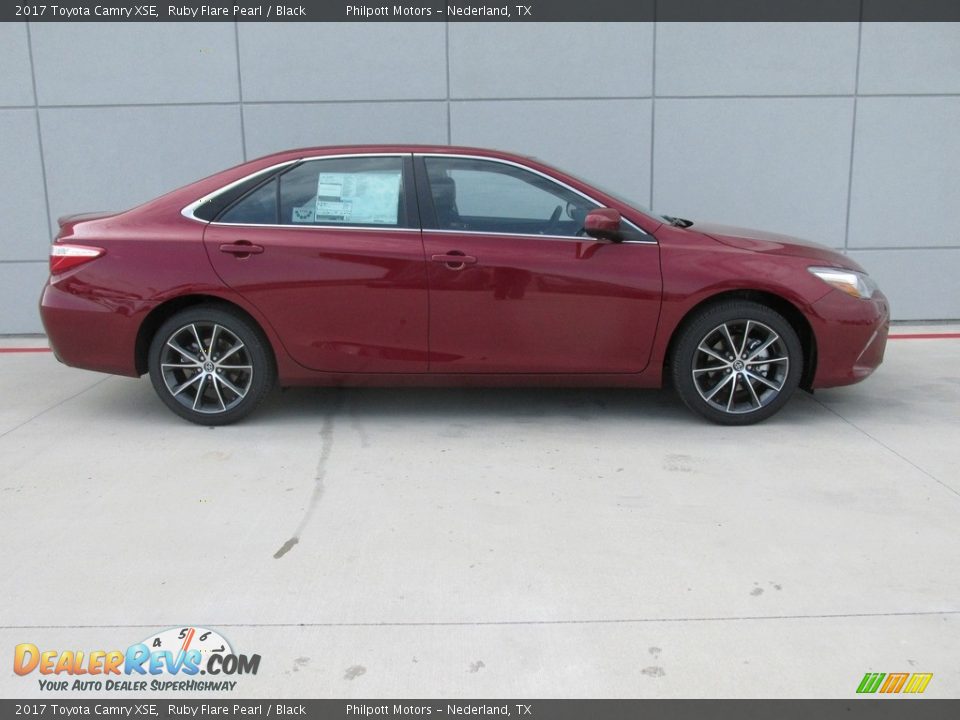 Ruby Flare Pearl 2017 Toyota Camry XSE Photo #3