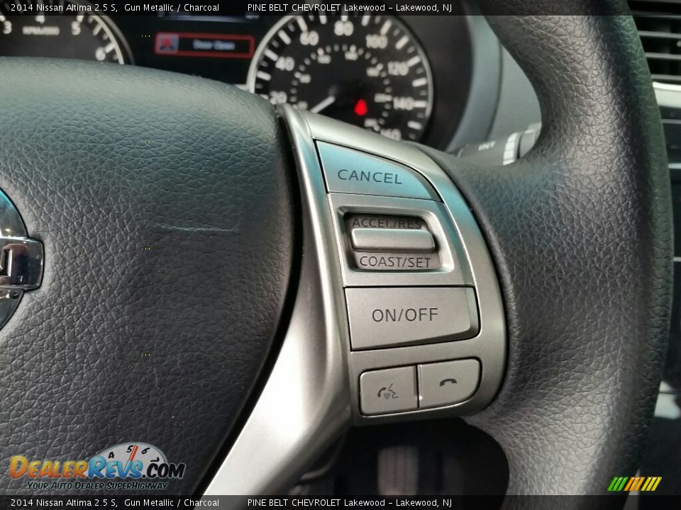 2014 Nissan Altima 2.5 S Gun Metallic / Charcoal Photo #17