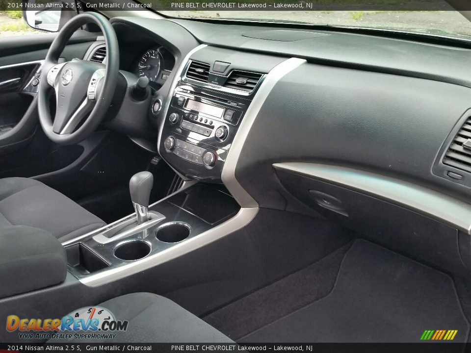 2014 Nissan Altima 2.5 S Gun Metallic / Charcoal Photo #21