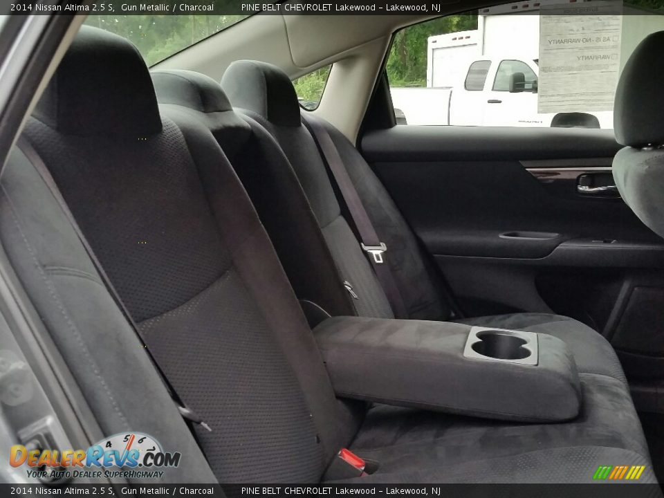 2014 Nissan Altima 2.5 S Gun Metallic / Charcoal Photo #25