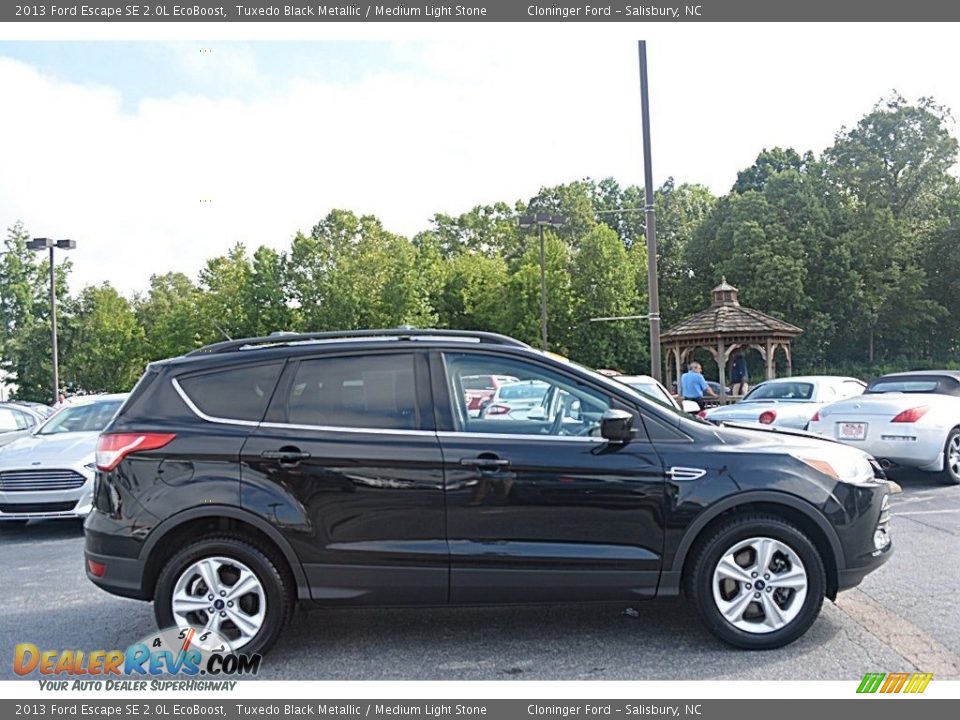 2013 Ford Escape SE 2.0L EcoBoost Tuxedo Black Metallic / Medium Light Stone Photo #2