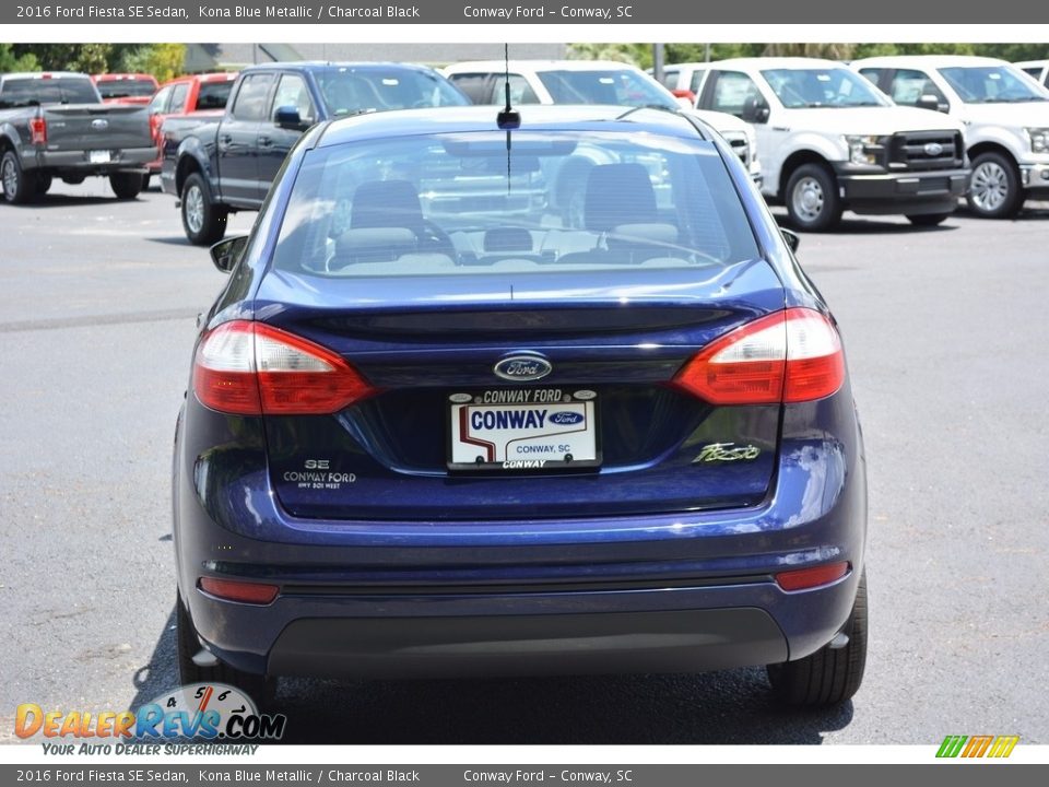 2016 Ford Fiesta SE Sedan Kona Blue Metallic / Charcoal Black Photo #4
