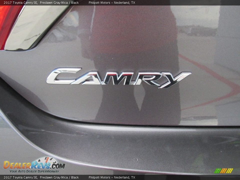 2017 Toyota Camry SE Logo Photo #14