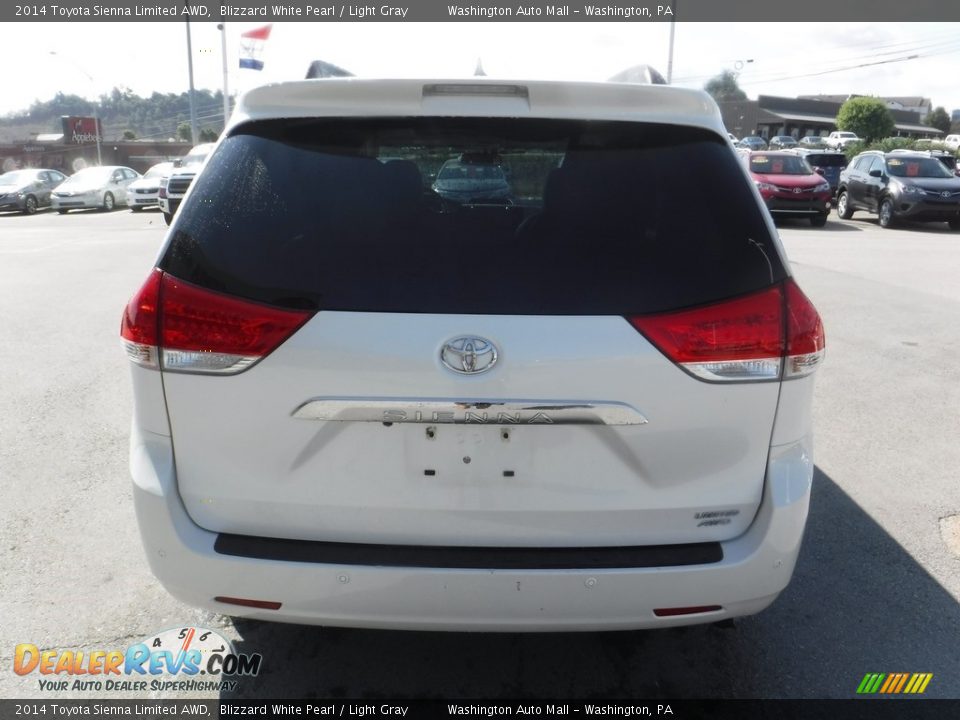 2014 Toyota Sienna Limited AWD Blizzard White Pearl / Light Gray Photo #8