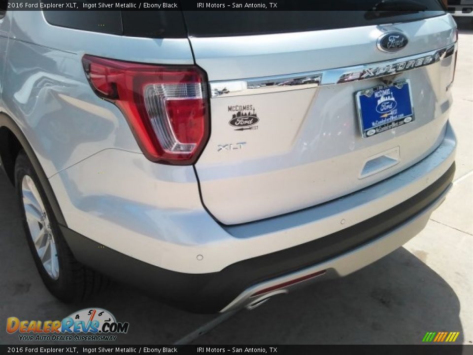 2016 Ford Explorer XLT Ingot Silver Metallic / Ebony Black Photo #10