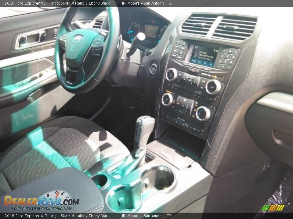 2016 Ford Explorer XLT Ingot Silver Metallic / Ebony Black Photo #29