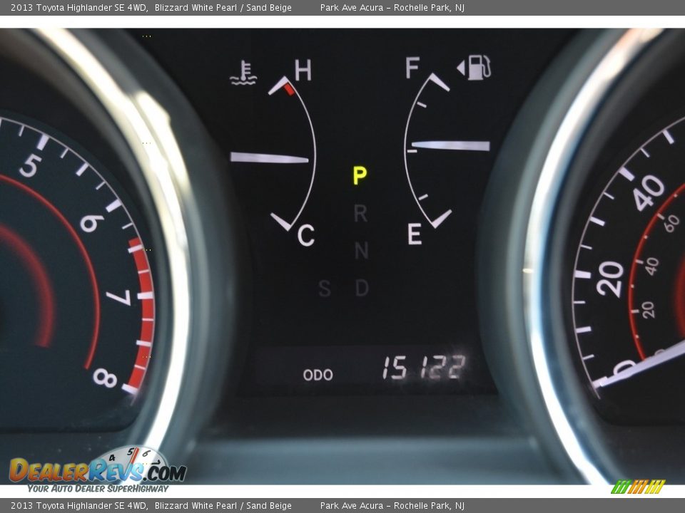 2013 Toyota Highlander SE 4WD Blizzard White Pearl / Sand Beige Photo #21