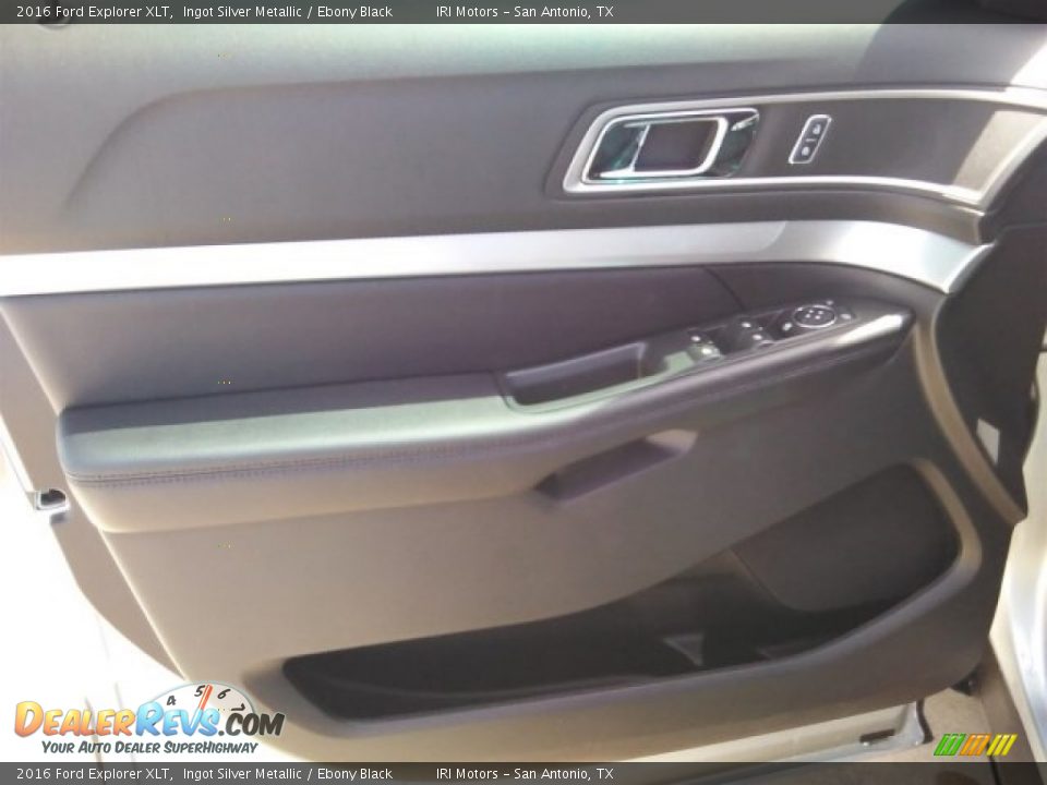 2016 Ford Explorer XLT Ingot Silver Metallic / Ebony Black Photo #35
