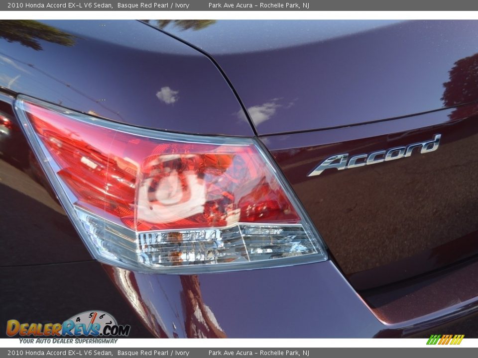 2010 Honda Accord EX-L V6 Sedan Basque Red Pearl / Ivory Photo #22
