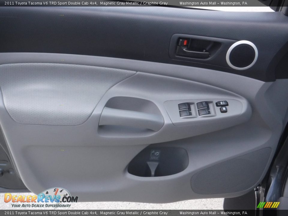 2011 Toyota Tacoma V6 TRD Sport Double Cab 4x4 Magnetic Gray Metallic / Graphite Gray Photo #17