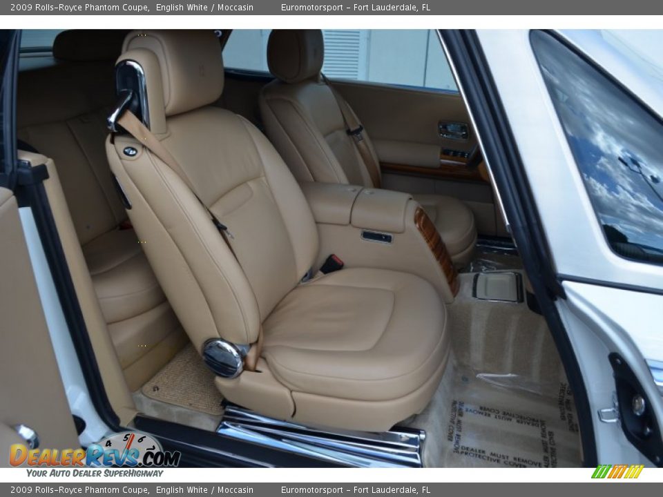 2009 Rolls-Royce Phantom Coupe English White / Moccasin Photo #77