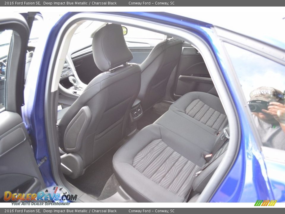 2016 Ford Fusion SE Deep Impact Blue Metallic / Charcoal Black Photo #22