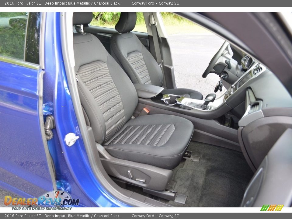 2016 Ford Fusion SE Deep Impact Blue Metallic / Charcoal Black Photo #27