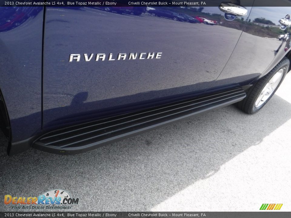 2013 Chevrolet Avalanche LS 4x4 Blue Topaz Metallic / Ebony Photo #4