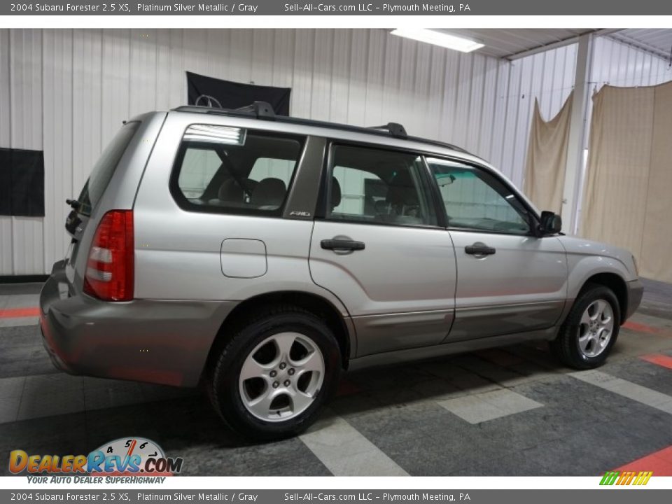 2004 Subaru Forester 2.5 XS Platinum Silver Metallic / Gray Photo #7