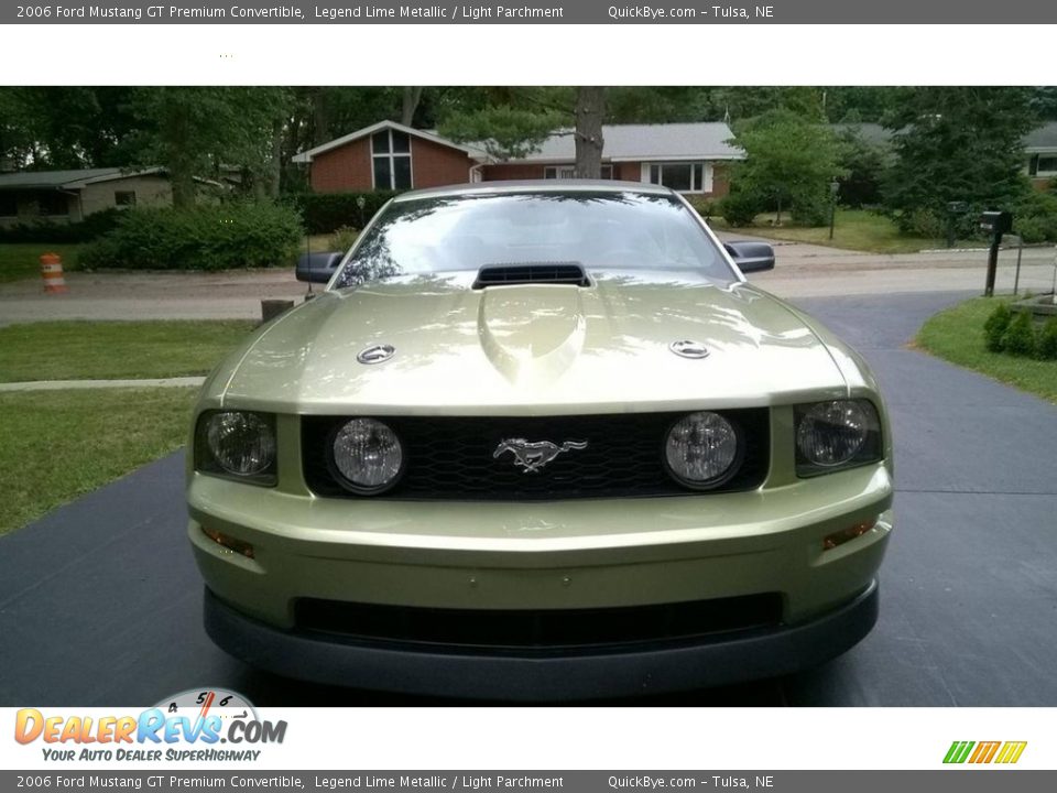 2006 Ford Mustang GT Premium Convertible Legend Lime Metallic / Light Parchment Photo #10