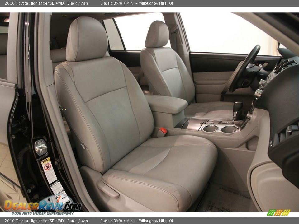 2010 Toyota Highlander SE 4WD Black / Ash Photo #16