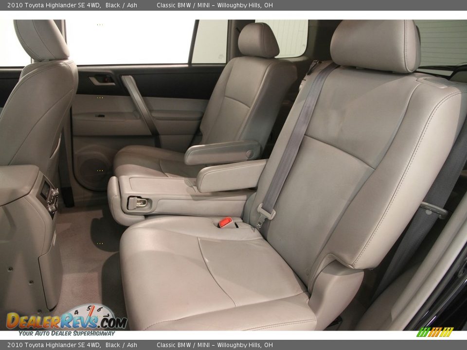 2010 Toyota Highlander SE 4WD Black / Ash Photo #18