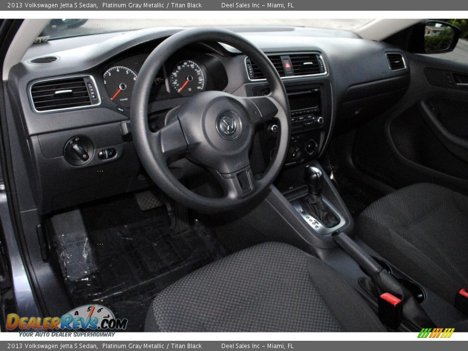 2013 Volkswagen Jetta S Sedan Platinum Gray Metallic / Titan Black Photo #15