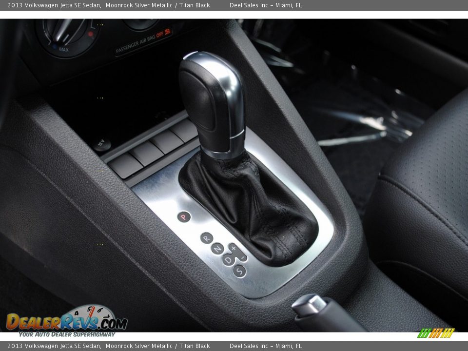 2013 Volkswagen Jetta SE Sedan Moonrock Silver Metallic / Titan Black Photo #15