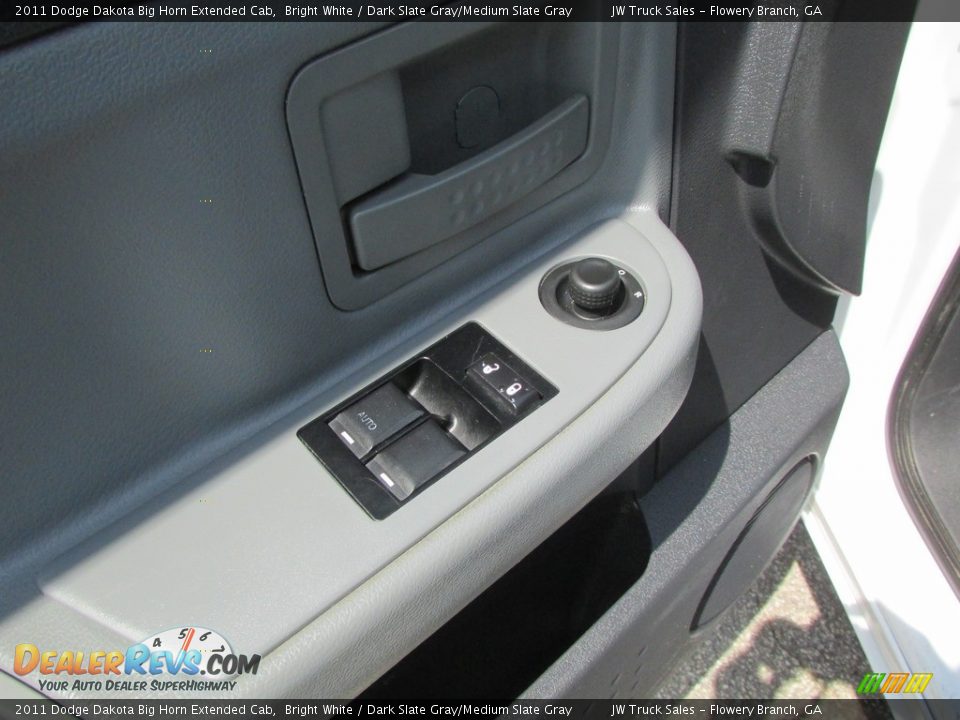 2011 Dodge Dakota Big Horn Extended Cab Bright White / Dark Slate Gray/Medium Slate Gray Photo #18