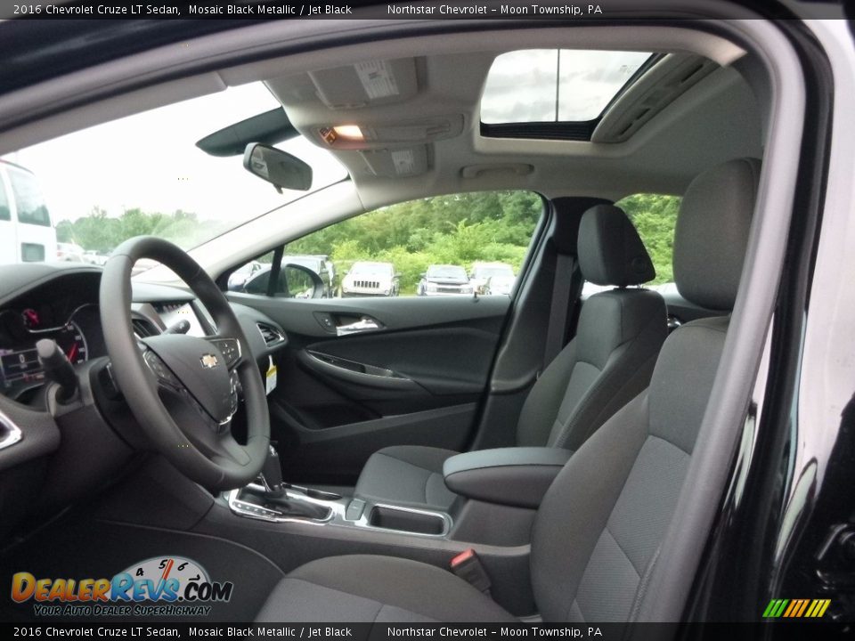 2016 Chevrolet Cruze LT Sedan Mosaic Black Metallic / Jet Black Photo #10