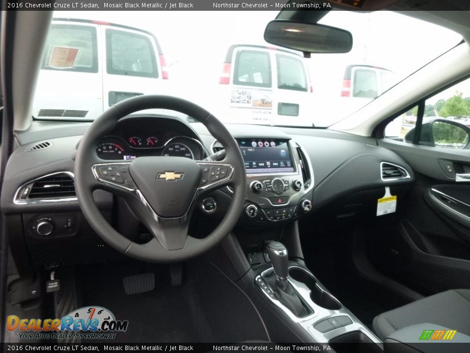 2016 Chevrolet Cruze LT Sedan Mosaic Black Metallic / Jet Black Photo #12
