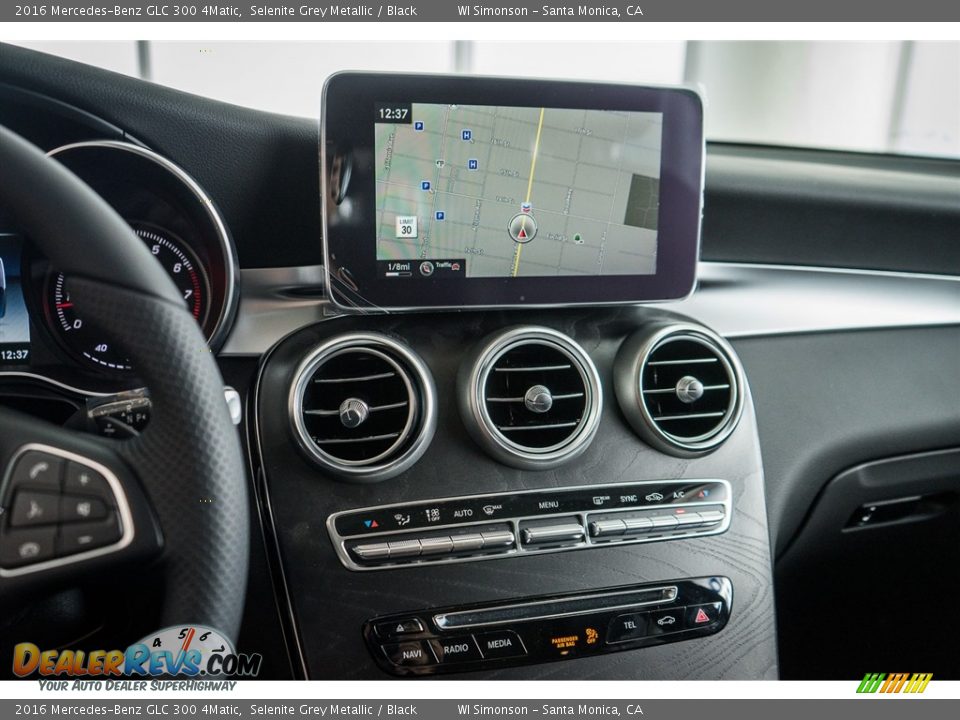 2016 Mercedes-Benz GLC 300 4Matic Selenite Grey Metallic / Black Photo #7