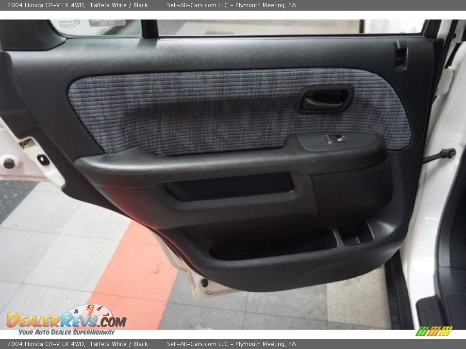 2004 Honda CR-V LX 4WD Taffeta White / Black Photo #15