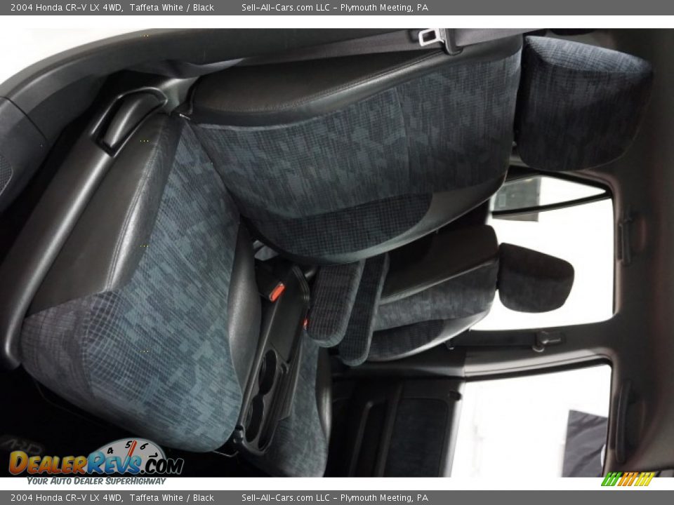 2004 Honda CR-V LX 4WD Taffeta White / Black Photo #18