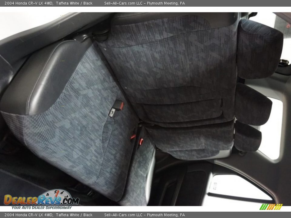 2004 Honda CR-V LX 4WD Taffeta White / Black Photo #19