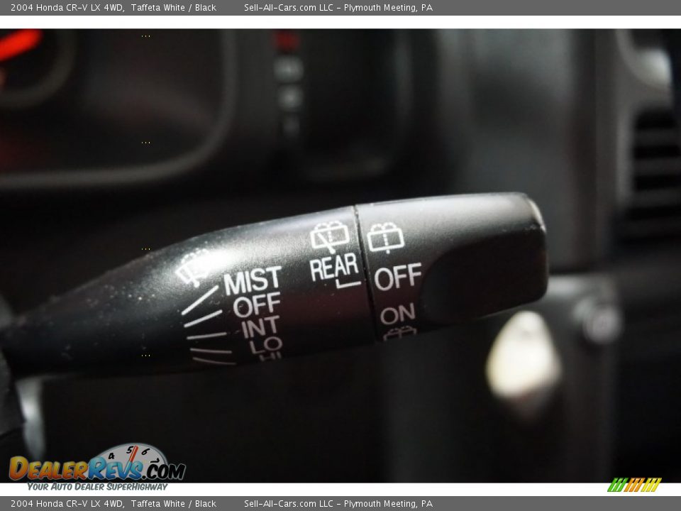 2004 Honda CR-V LX 4WD Taffeta White / Black Photo #31
