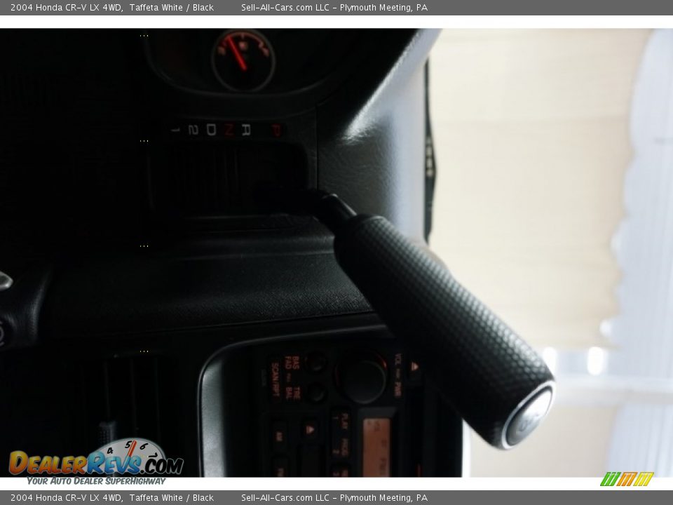 2004 Honda CR-V LX 4WD Taffeta White / Black Photo #35